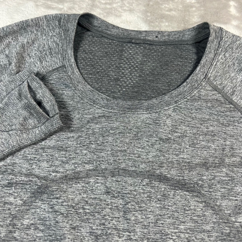 Lululemon Womens Size 8 Swiftly Tech Long Sleeve Shirt Grey Heathered Thumbholes